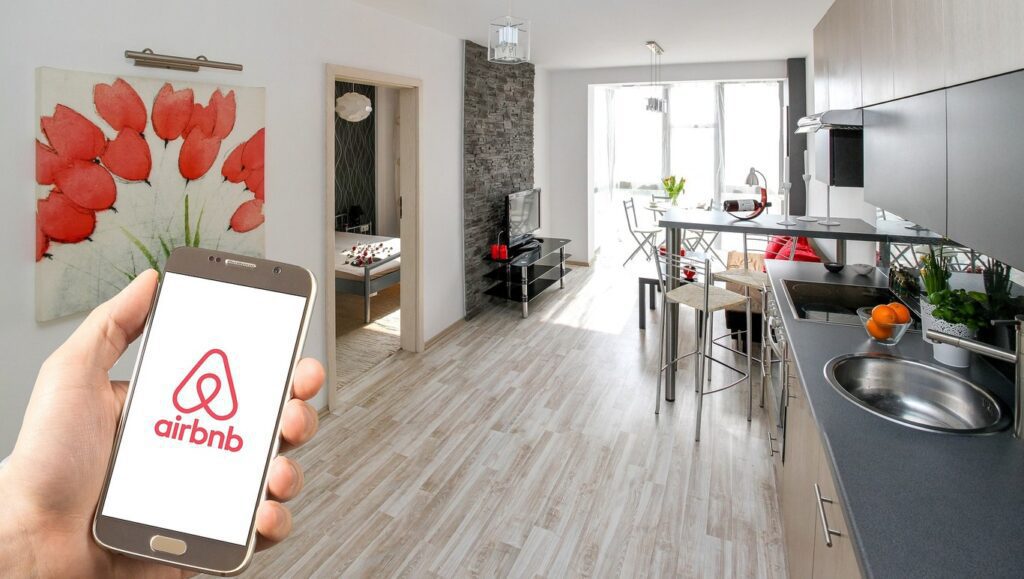 morena en cdmx va ahora contra airbnb thumbnail