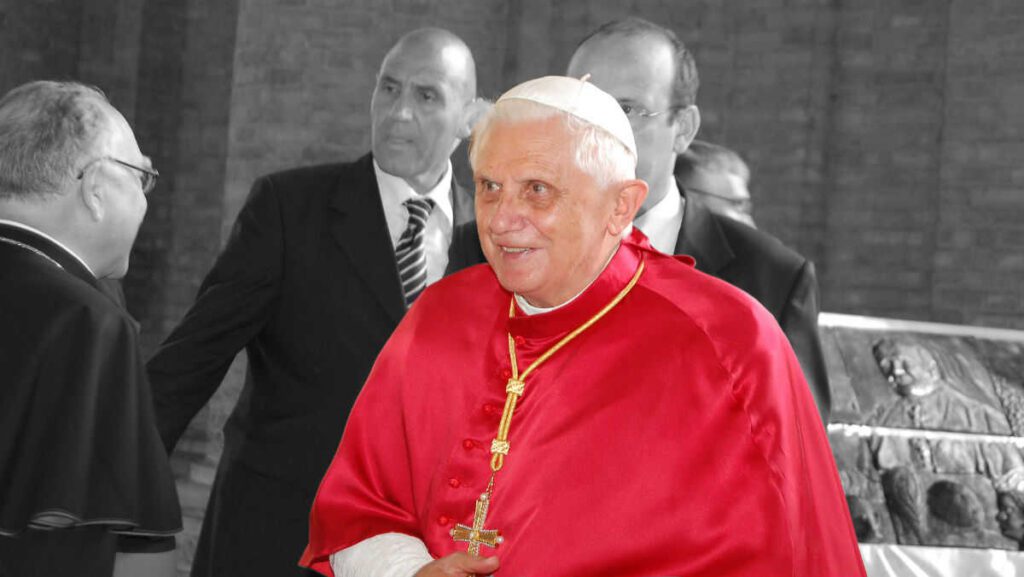 Benedicto XVI está extremadamente delicado, reportan medios alemanes thumbnail