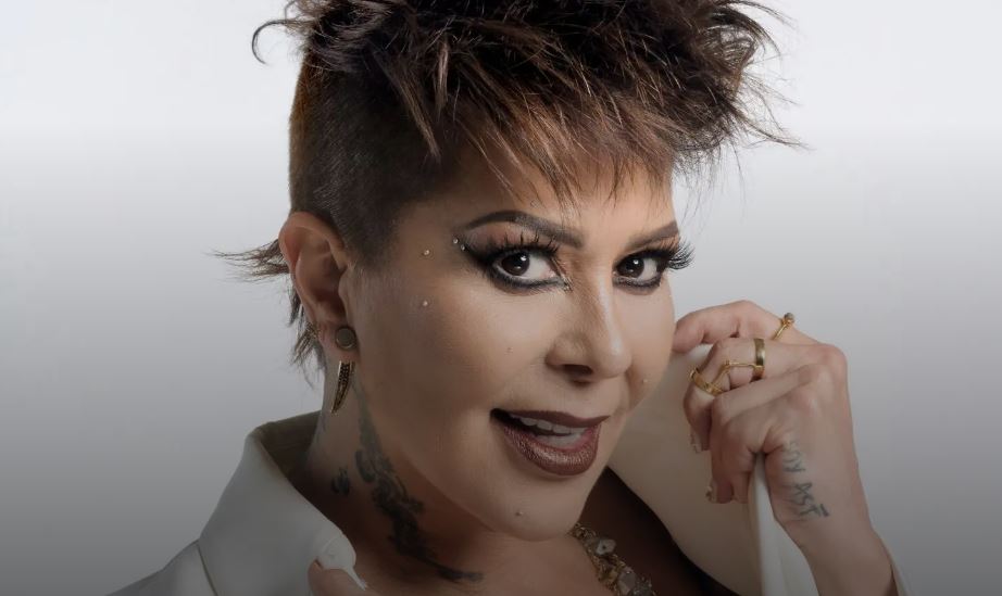 Alejandra Guzmán retoma las riendas de su carrera con un regreso al rock thumbnail