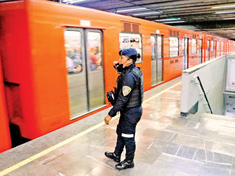 Apuntalan la Línea 9 del Metro; atienden a hundimientos thumbnail