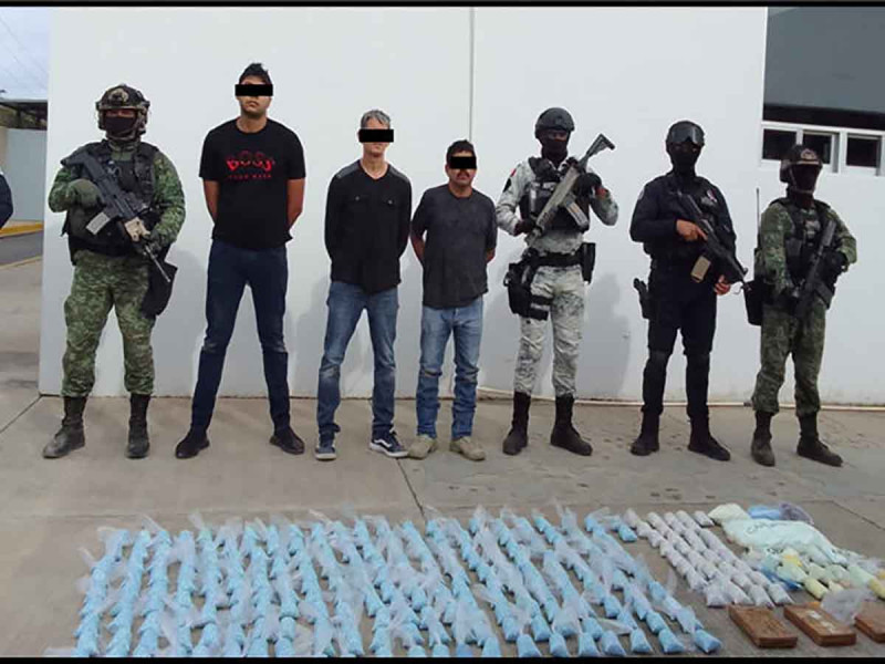 Caen tres con más de medio millón de pastillas de fentanilo en Culiacán thumbnail