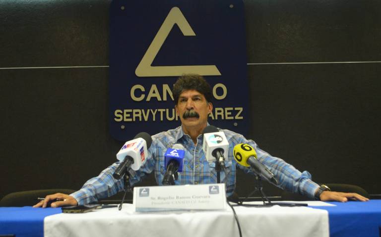 Canaco denuncia falta de apoyo por parte del delegado Regional de Infonavit thumbnail