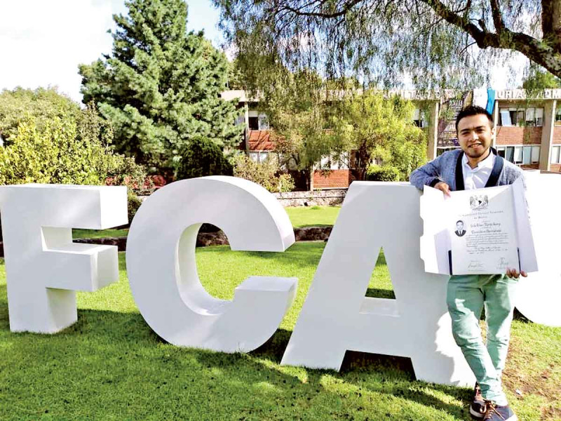 El esfuerzo por obtener un título; alumnos cuestionan que se recurra a trampas thumbnail