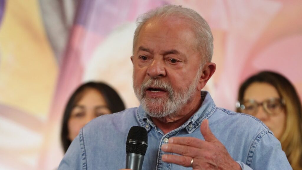 Gobierno de Lula retira 7 estatales del proceso de privatización thumbnail