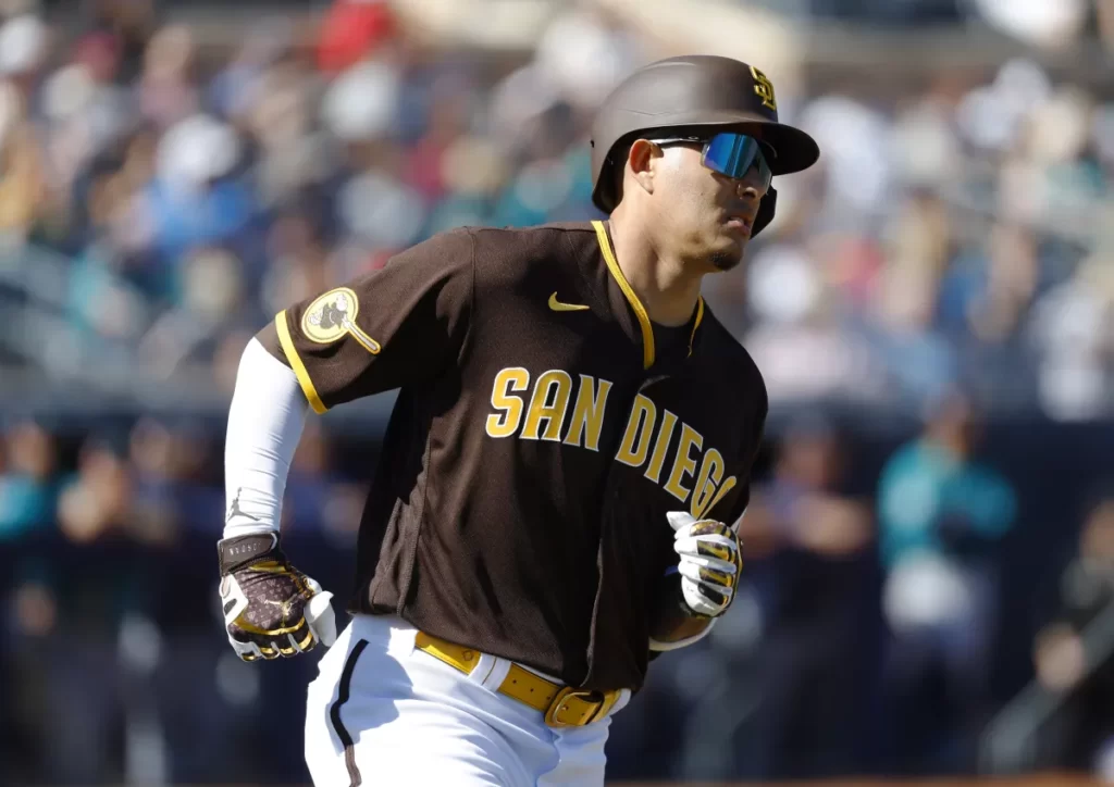 Los Padres y Manny Machado acuerdan un nuevo contrato de 11 años y 350 mdd thumbnail