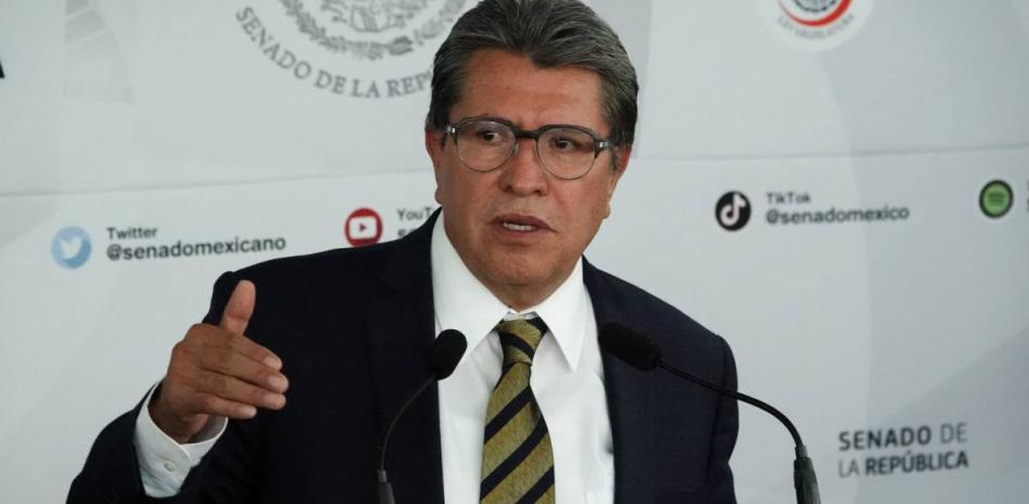 Pide Monreal evitar inequidad entre corcholatas; gran presencia de espectaculares y bardas thumbnail