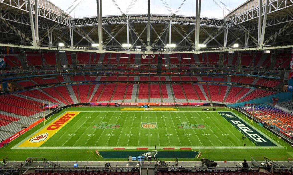 Por qué el Super Bowl paraliza a Estados Unidos thumbnail