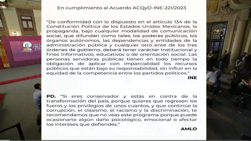 AMLO cumple con cortinilla al inicio de la mañanera por mandato del INE; agrega una posdata thumbnail