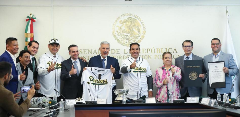 Reconocen en Senado a Pericos de Puebla por campeonato de beisbol; tierra de ganadoresArmenta thumbnail