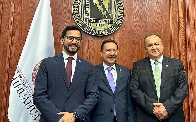 Toma posesión Ignacio Rodríguez como nuevo Secretario General de la UACH thumbnail