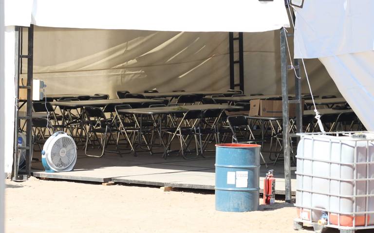 Hay 101 migrantes en el albergue provisional del INM thumbnail