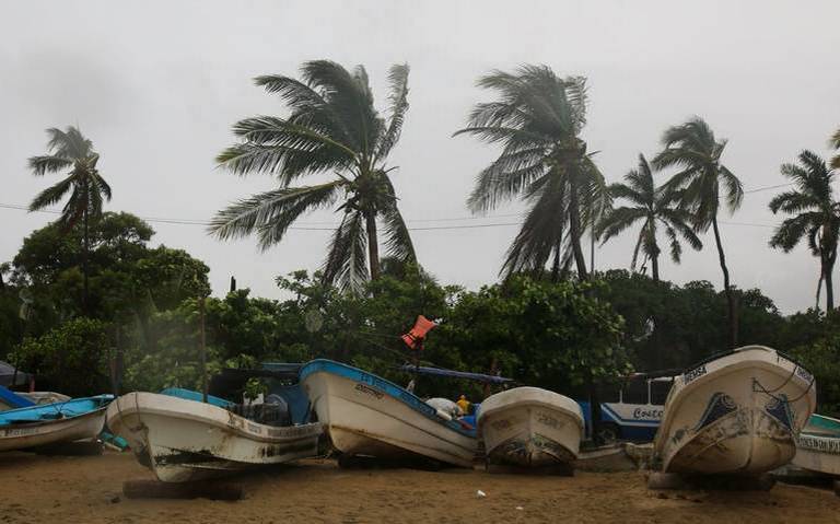 Se une Canaco a la recolección víveres para damnificados por huracán Otis thumbnail