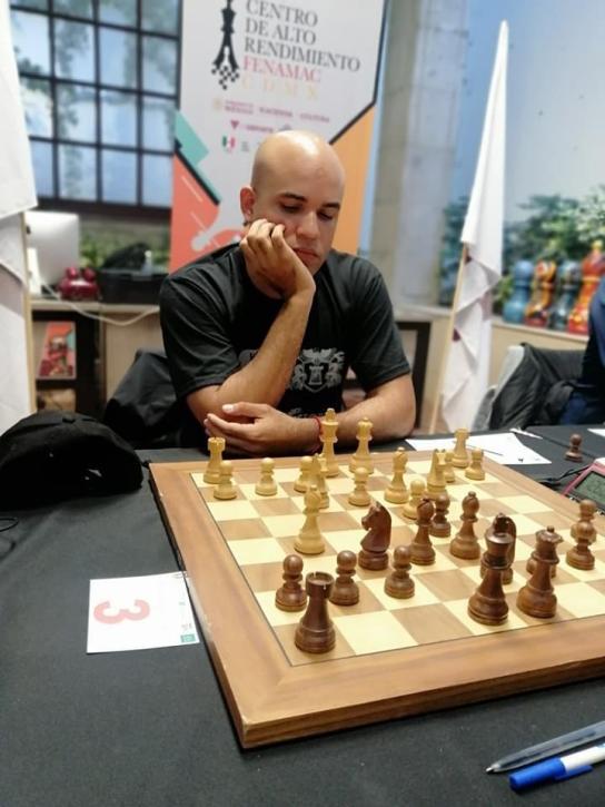 Juan Carlos Obregón y Zenia Corrales Jiménez, campeones de México thumbnail