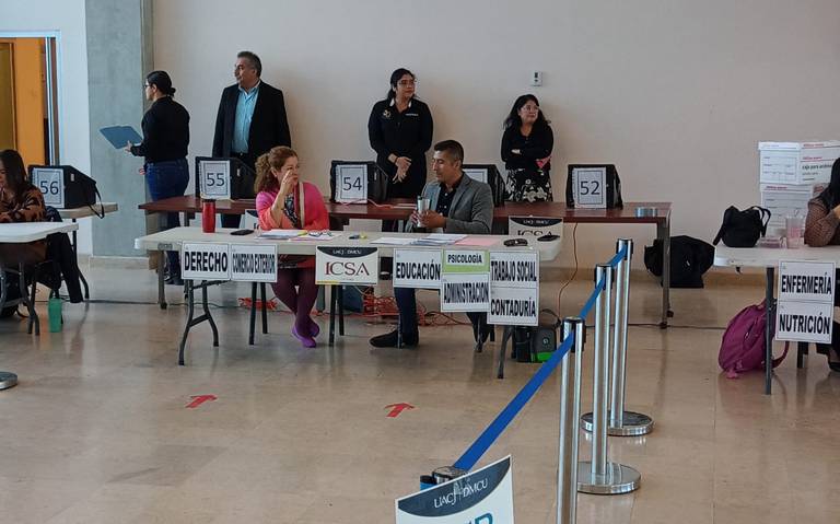 Reportan alumnos retraso para iniciar con elecciones de la UACJ thumbnail