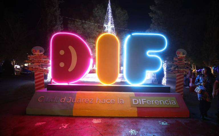 Familias disfrutan del Mundo Navideño en Parque DIF thumbnail