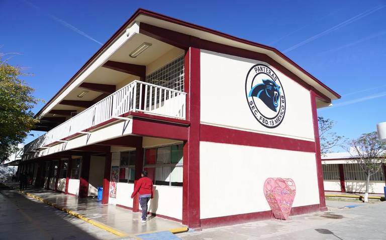 Instala Bienestar aula de medios para estudiantes de la Escuela Secundaria 13 en Juárez thumbnail