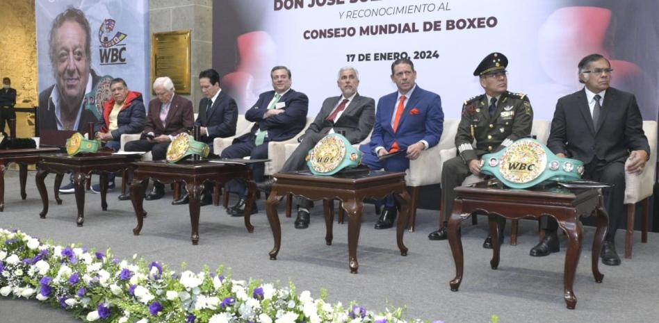 Rinden homenaje luctuoso a José Sulaimán Chagnón en el Senado de la República thumbnail