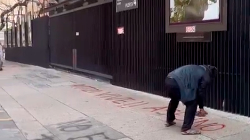 Senado no actuará legalmente por lanzamiento de petardos en San Lázaro thumbnail