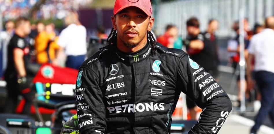 ¡Oficial! Lewis Hamilton ficha por Ferrari thumbnail