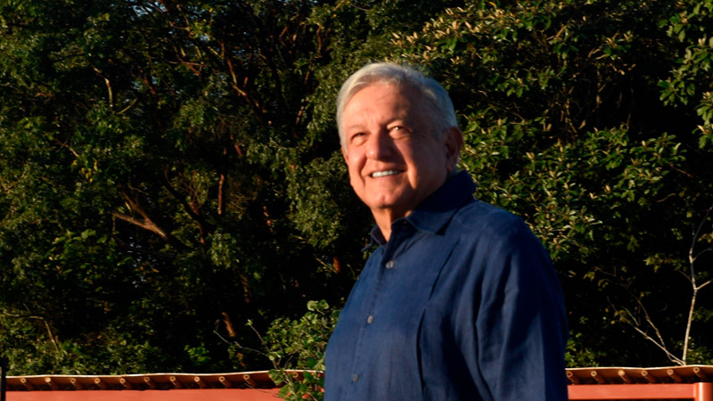 AMLO pide ayuda a periodistas para thumbnail