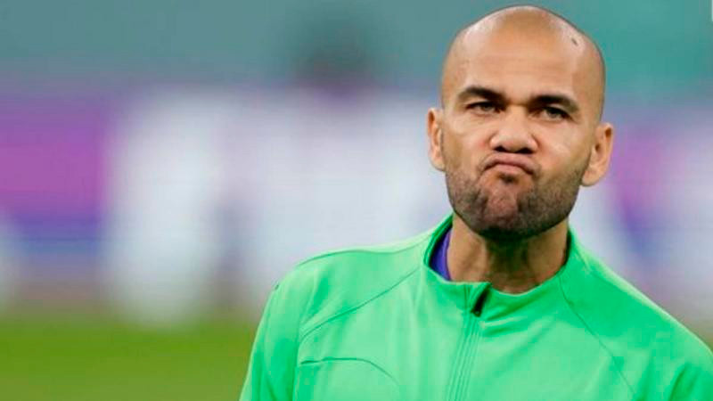 Dani Alves paga la fianza y obtiene libertad provisional por caso de violación thumbnail