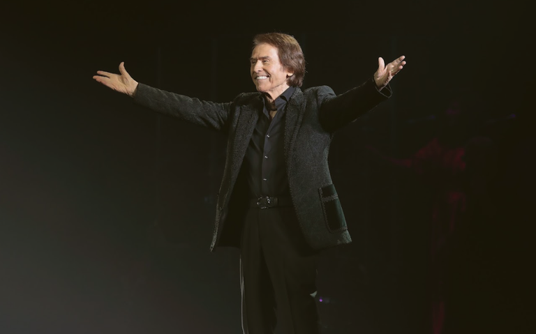 Con 65 años de carrera, Raphael se prepara para presentar en México la gira “Victoria”