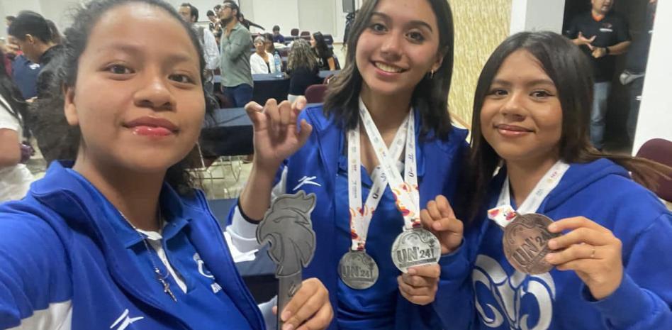 6659150a92fc4 thumbnail