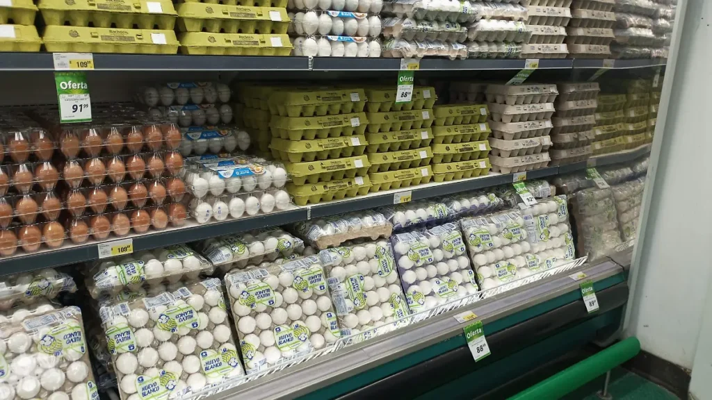 Escasez de huevo en Estados Unidos no afecta a Juárez Canaco thumbnail