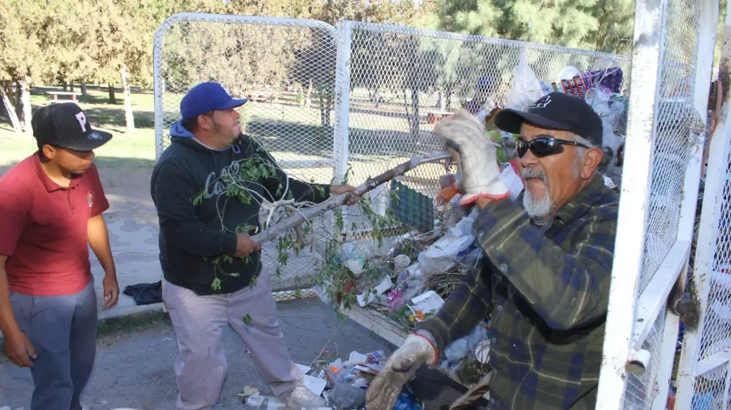 Recolecta Dirección de Limpia 40 toneladas de basura tras celebración de Pascua thumbnail