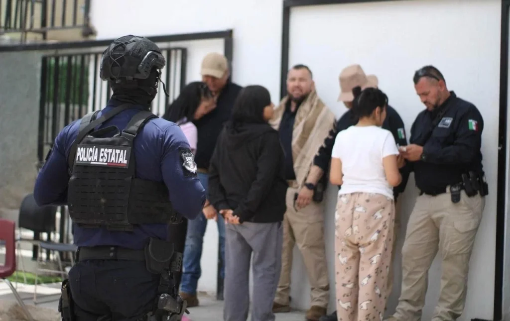 ce2-5kIl4Eyqn thumbnail