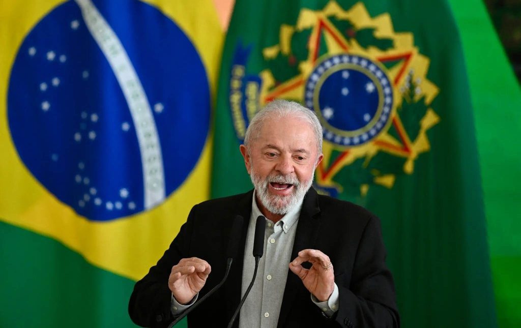 lula-l5cAF8cFm thumbnail