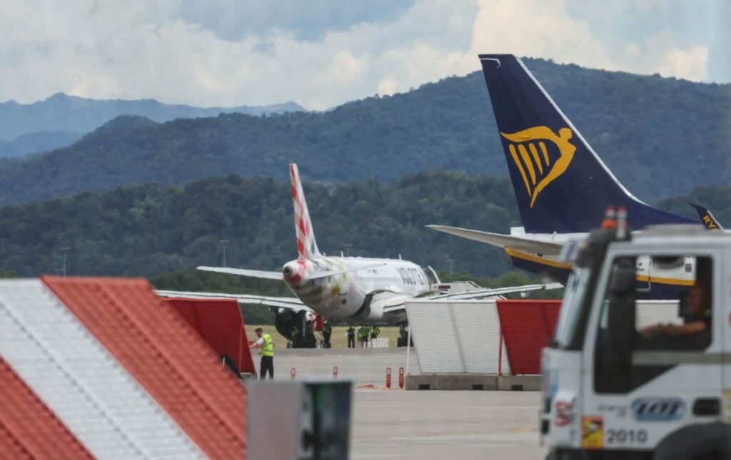 mil-1NOZMUFkB thumbnail