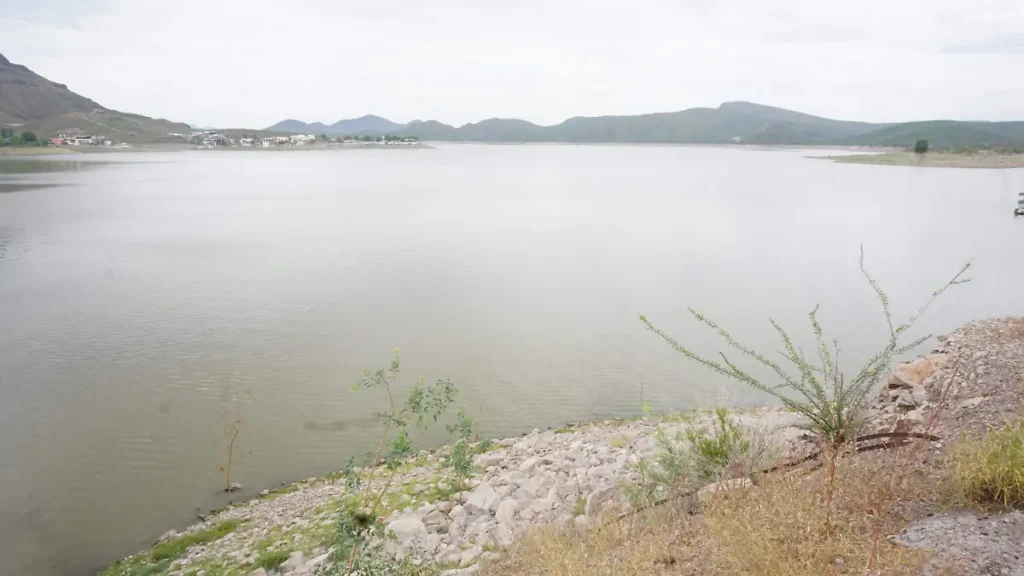 Chihuahua avala pago de agua a EU; asegura Sheinbaum que no habrá afectaciones a productores thumbnail