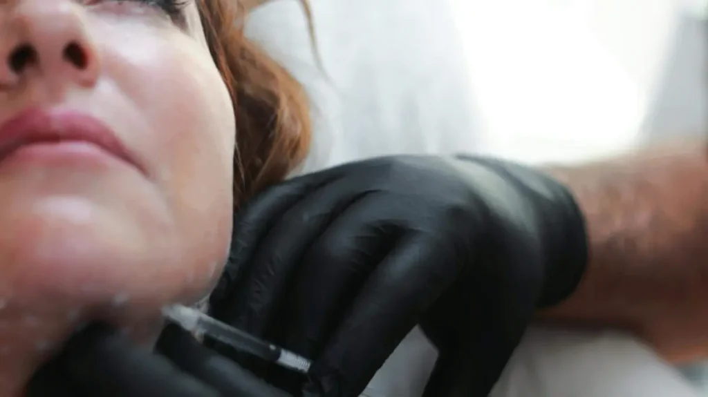 Insiste Coespris en que maestrías en cirugía estética no facultan a los médicos a realizar intervenciones thumbnail