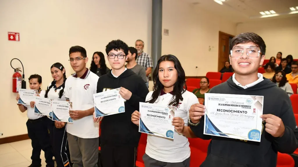 Representarán seis estudiantes a Chihuahua en la Olimpiada Mexicana de Informática 2025 thumbnail