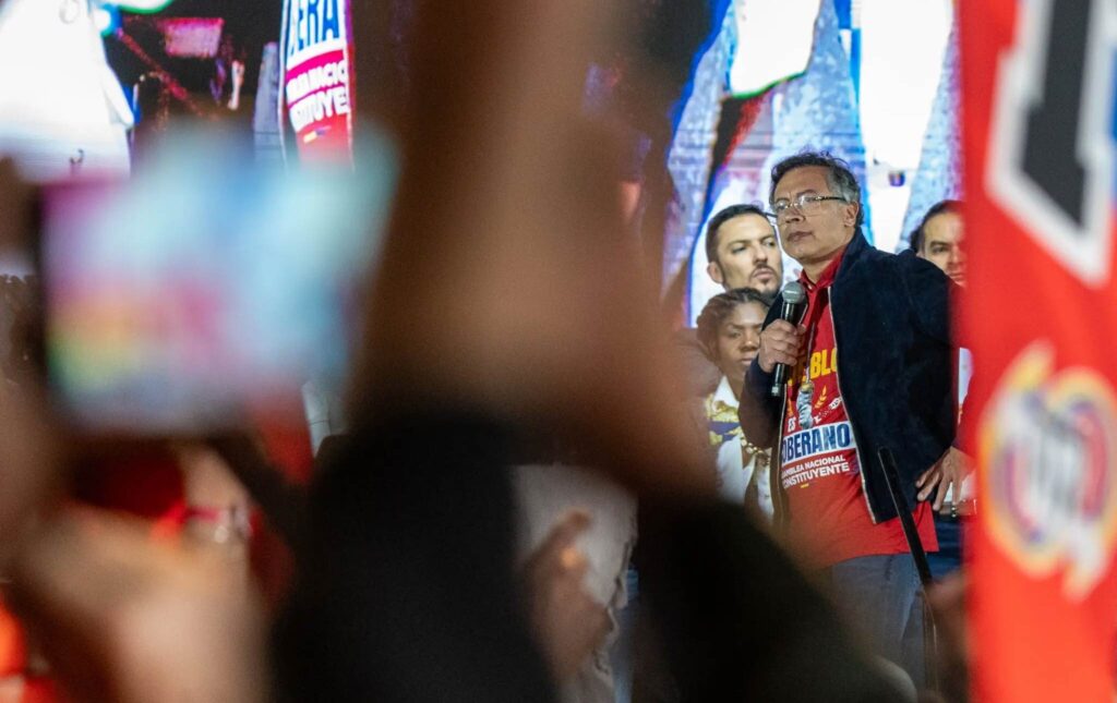 gus-6yCUJYYLh thumbnail