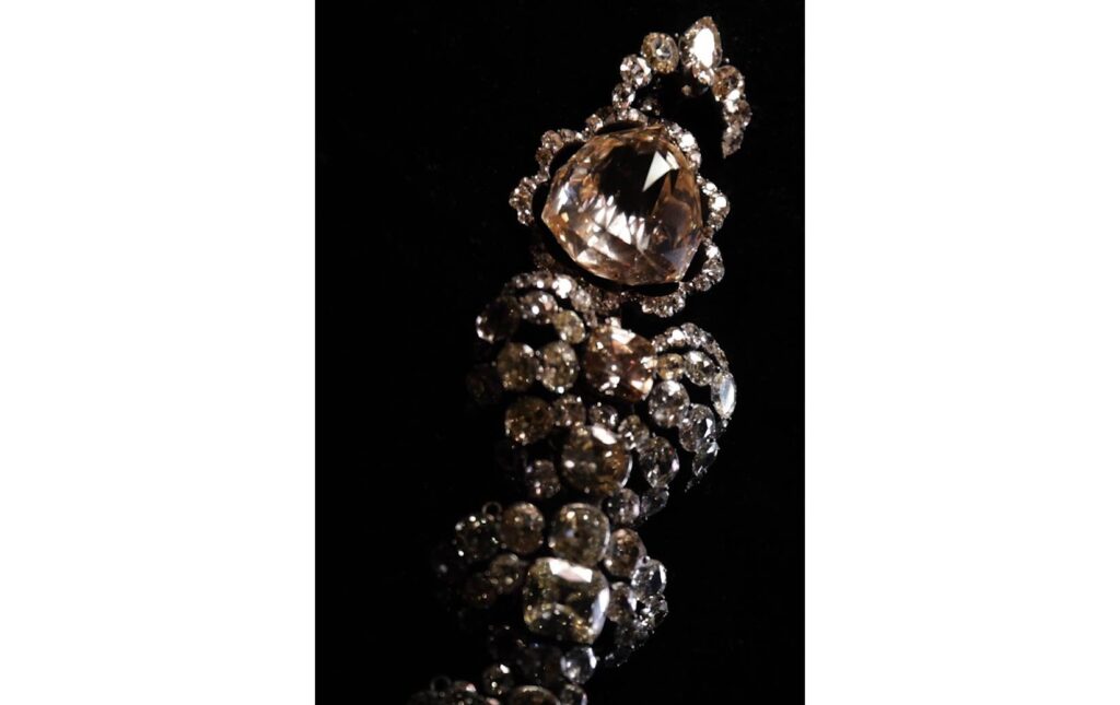 ocu-cm4QSGSIZ thumbnail