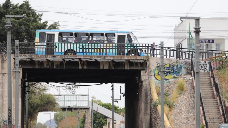 "Querétaro se prepara para un futuro movido: La ciudad implementa cambios en su tráfico vehicular para reducir congestiones y mejorar la seguridad vial"