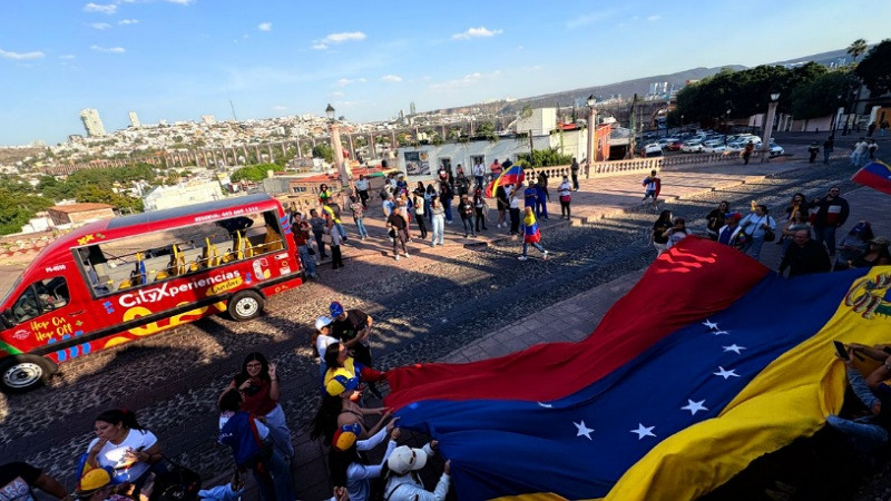 "La Resistencia Venezolana Celebra un Triunfo: Detención de Maduro Desbloquea Camino Hacia la Lucha por la Democracia"
