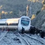 Tragedia en la Vía Larga: Muertes multiplicadas por la colisión entre dos trenes en España, suma 39 víctimas fatales.