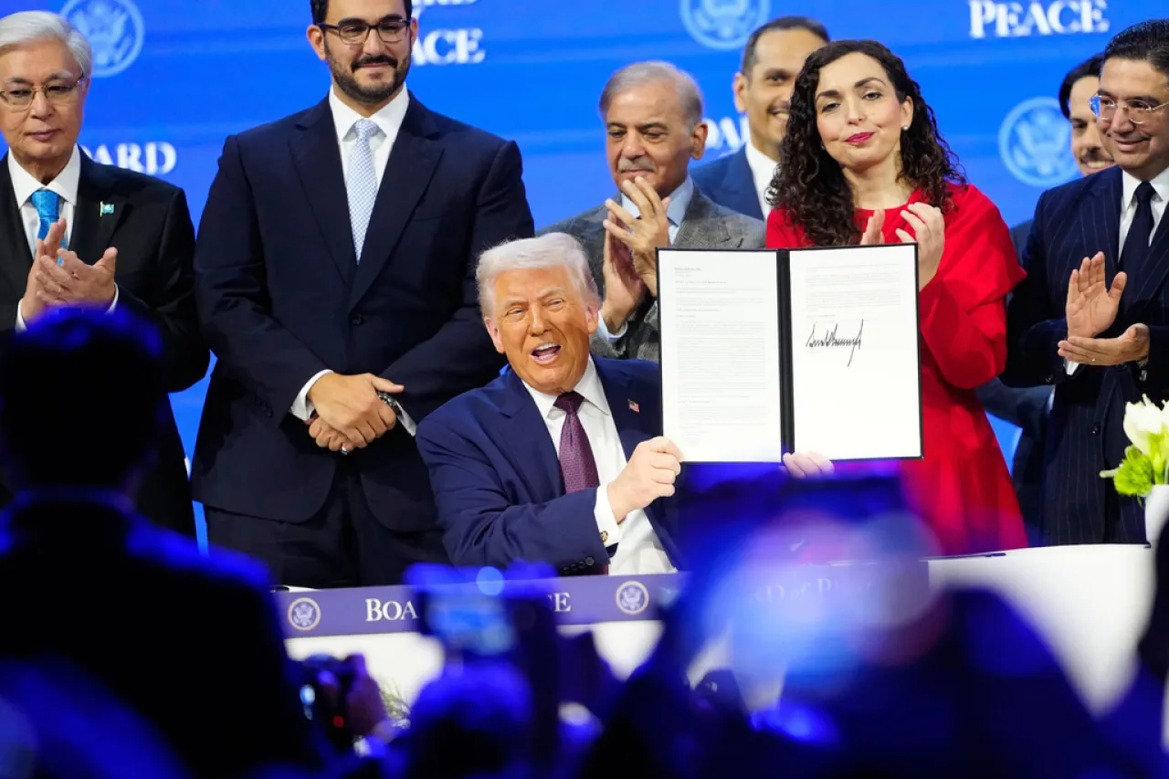 El lenguaje del diálogo: Trump revela su estrategia para impulsar la estabilidad global en Davos