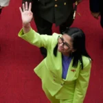 Venezuela libera 626 presos y pide aval de la ONU