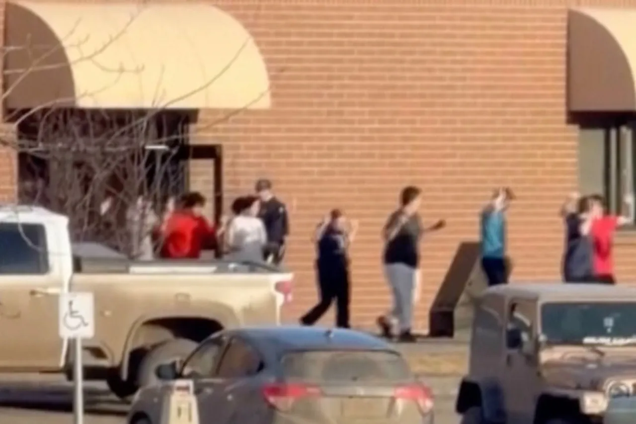 Joven de 18 años, la sospechosa de tiroteo en una escuela de Canadá