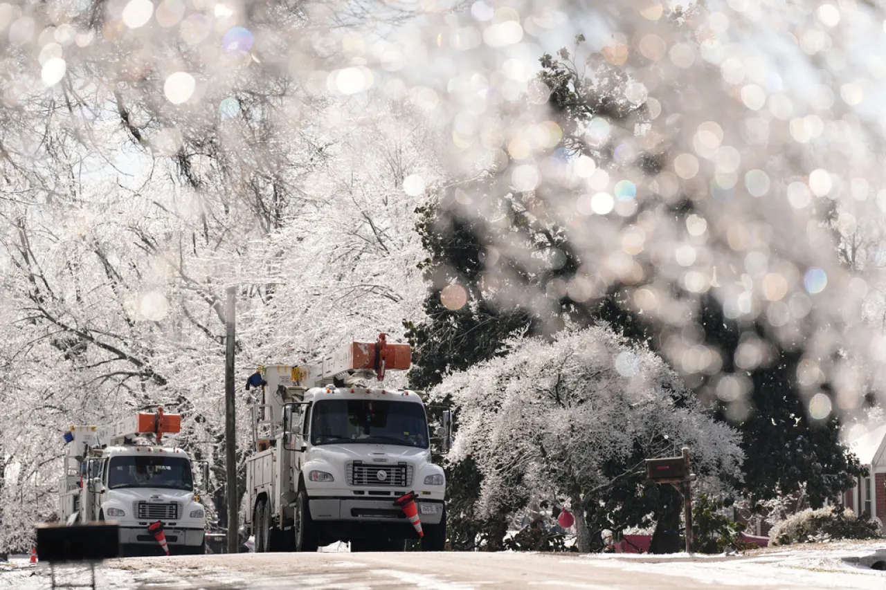 La situación en EU empeora tras días de hielo, frío extremo y cortes de luz