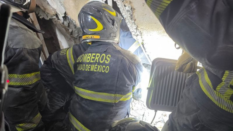 Localizan sin vida a uno de los trabajadores que quedó atrapado tras el colapso de un inmueble en la alcaldía Cuauhtémoc