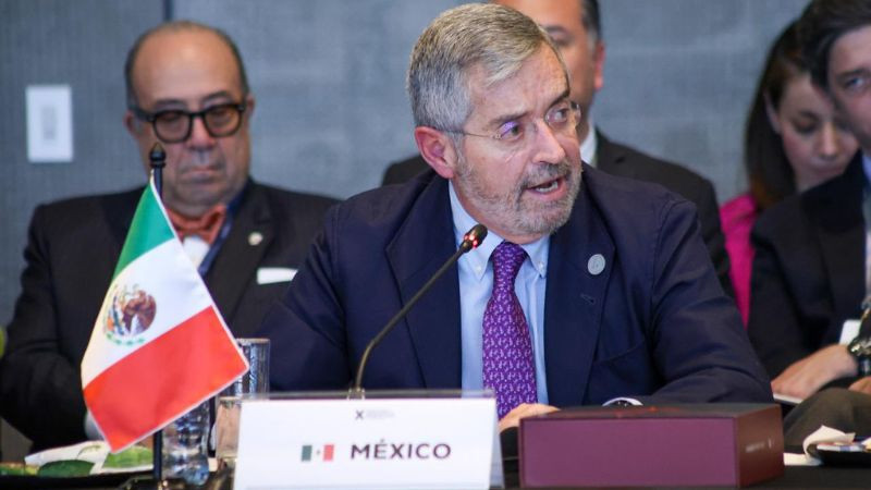 México mantendrá envío de ayuda humanitaria a Cuba: Juan Ramón de la Fuente