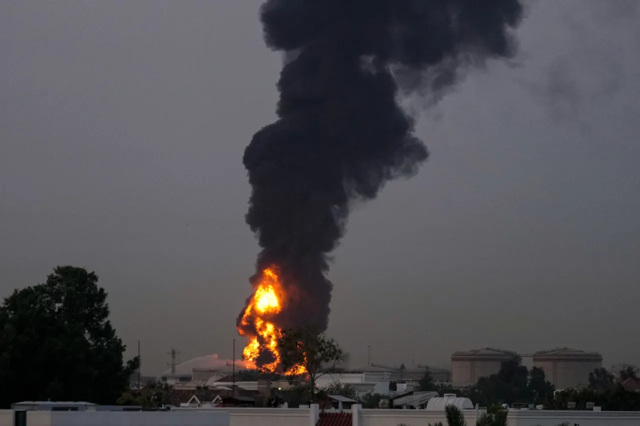 Asegura Guardia Revolucionaria golpe a centro de Amazon en Baréin