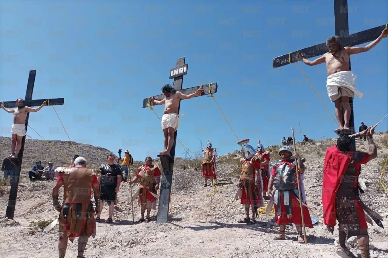 Cargará papa León XIV la cruz durante todo el Vía Crucis en el Coliseo